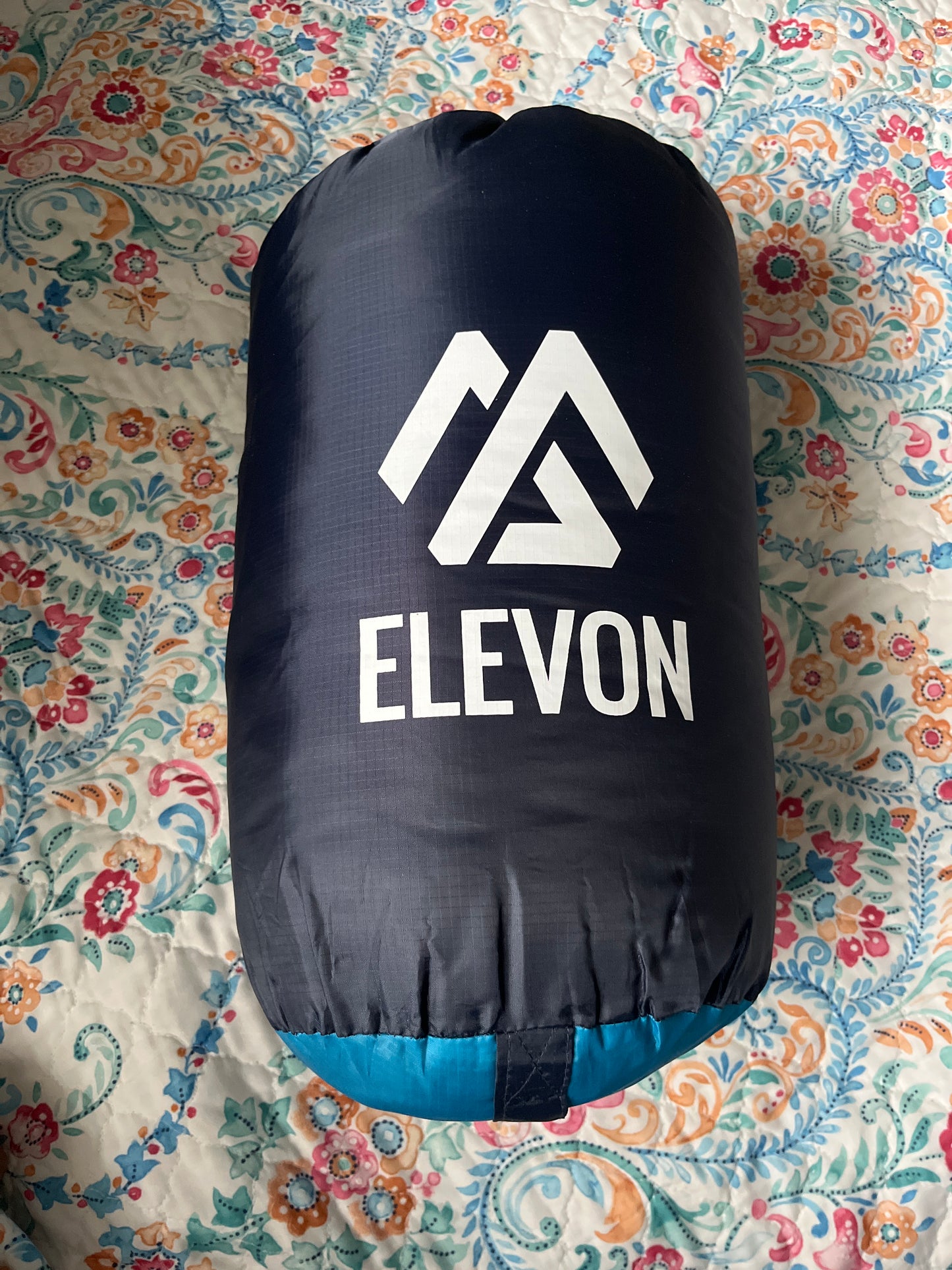 Elevon sleeping bag