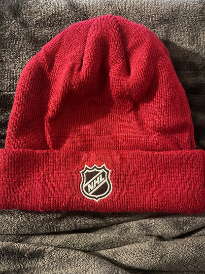 Colorado Avalanche Knit Beanie – Maroon